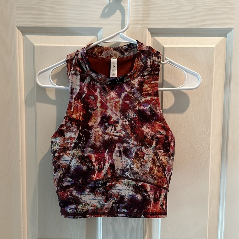 New without tags Lululemon tank top/sports bra with padding